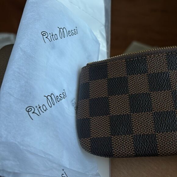 Checker coin/keychain wallet.  NWOT. I have five available.  Great gifts - Picture 5 of 5